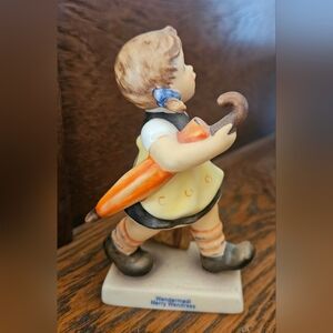 Hummel Figurine Merry Wandress